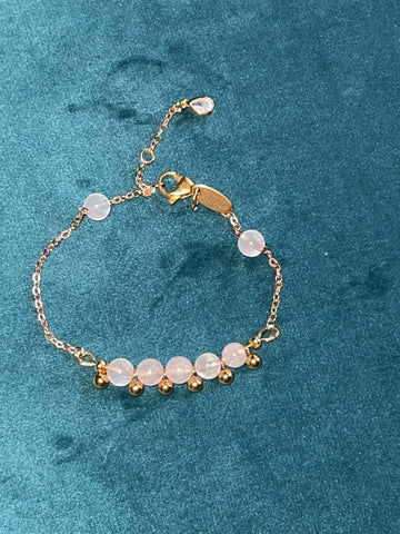 BRACELET EN QUARTZ ROSE DOUCE FÉMINITÉ