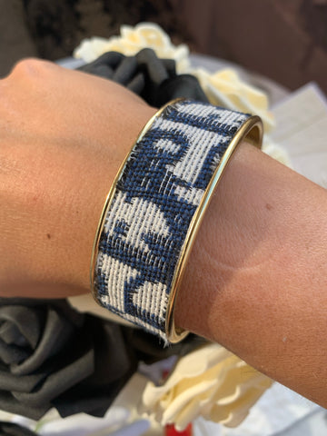 Bracelet manchette upcyclé « bleu/or » collection le grand jeu